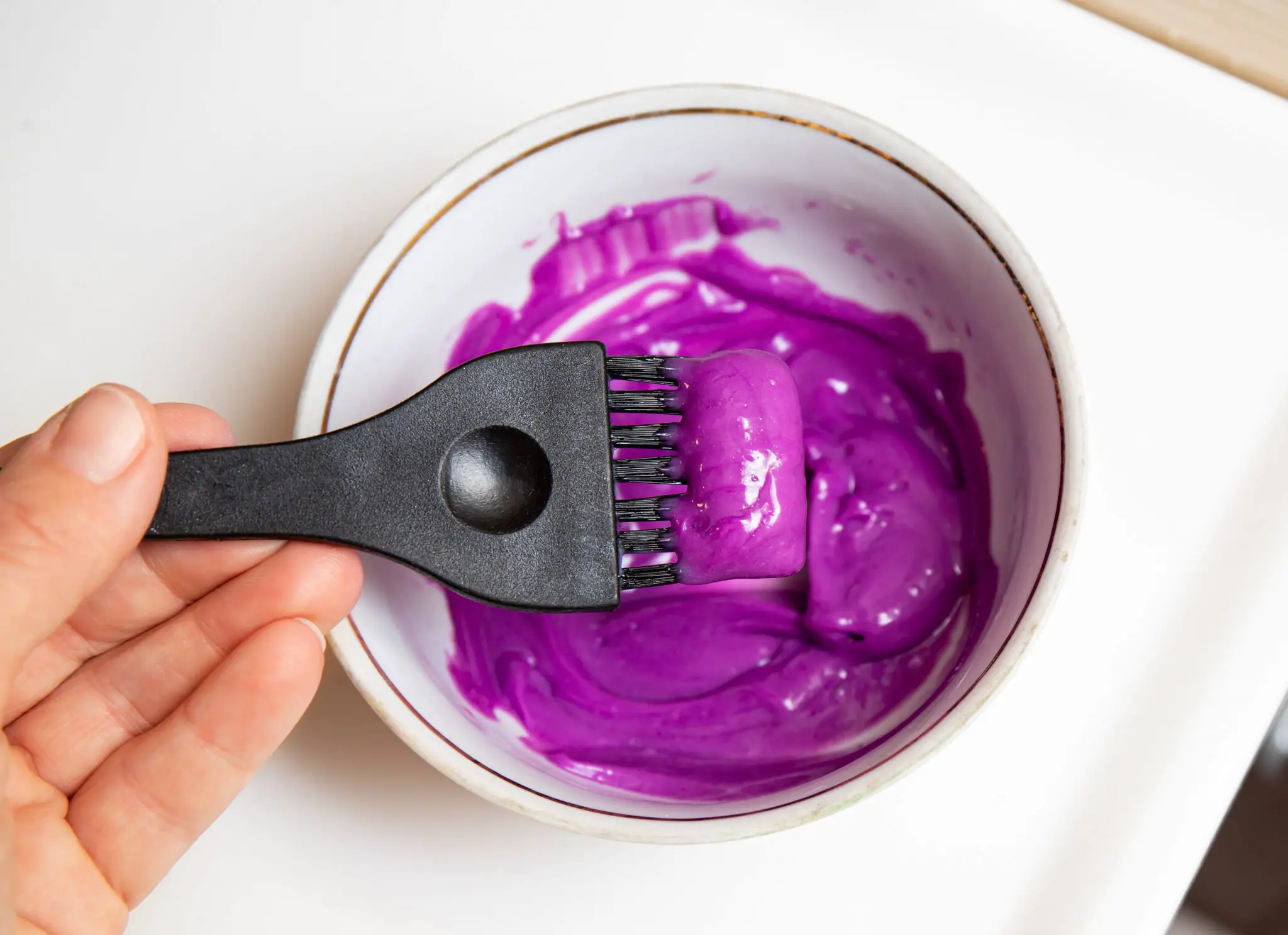 Can you mix semi permanent hair dye with conditioner?